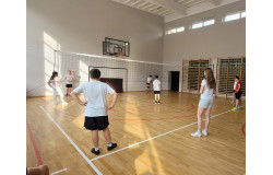 Turniej walentynkowy w siatk&oacute;wce.